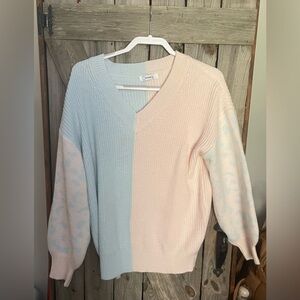 Davi & Dani Women's V-Neck Sweater - Pastel Blue and Pink